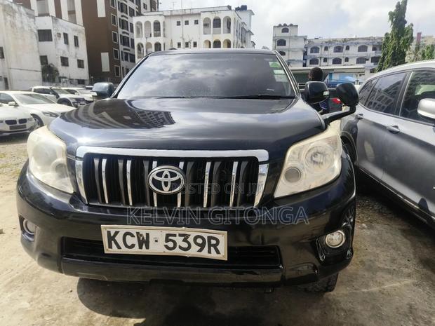 Toyota Land Cruiser Prado 2012 Black