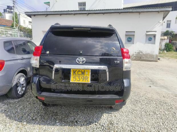 Toyota Land Cruiser Prado 2012 Black