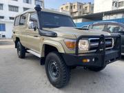 Toyota Land Cruiser 4.6 V8 GX 2018 Beige for sale