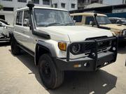Toyota Land Cruiser 4.6 V8 GX 2018 White for sale