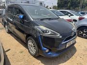 Toyota Sienta 1.5 AWD 2015 Black for sale