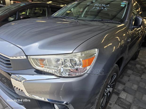Mitsubishi RVR 2017 Gray