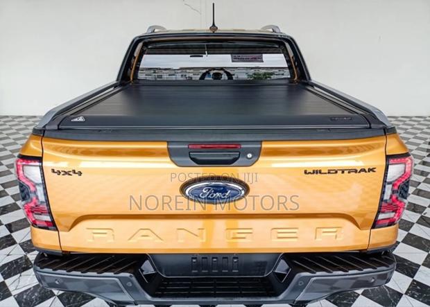 New Ford Ranger Wildtrak 2023 Orange