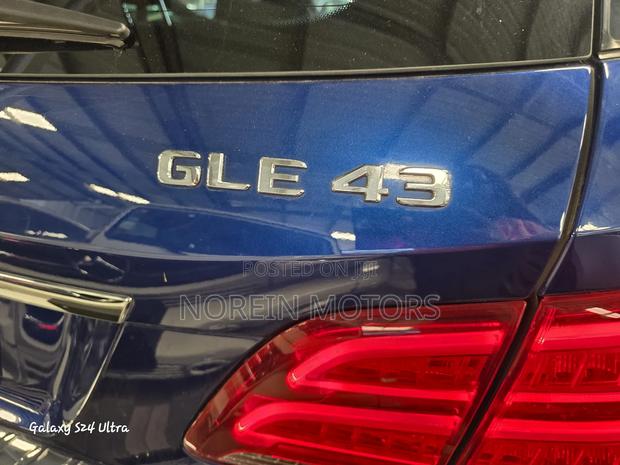 Mercedes-Benz GLE-Class 2018 Blue