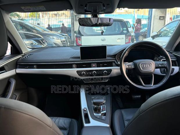 Audi A4 2.0T Premium AWD quattro 2017 Blue