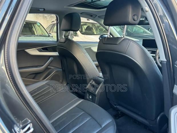 Audi A4 2.0T Premium AWD quattro 2017 Blue