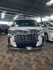 Toyota Alphard 2.5 Petrol FWD 2018 White for sale