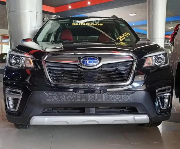 Subaru Forester Premium AWD 2019 Black