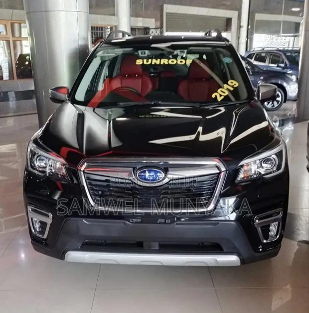 Subaru Forester Premium AWD 2019 Black