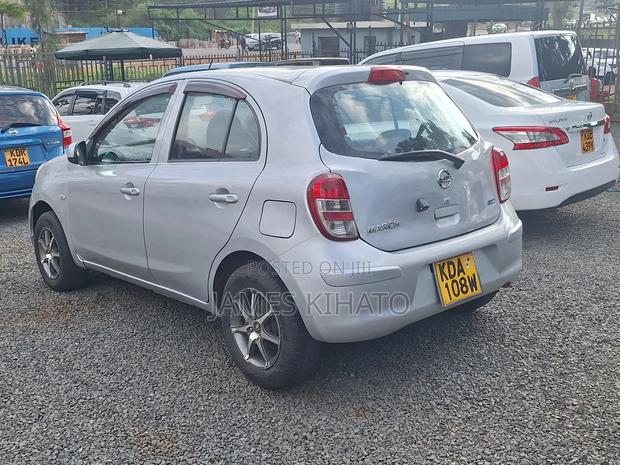 Nissan March 1.2 AWD 2013 Silver