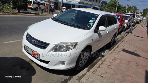 Toyota Corolla Fielder 2012 White