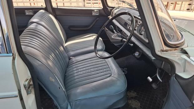 Peugeot 404 1965 White
