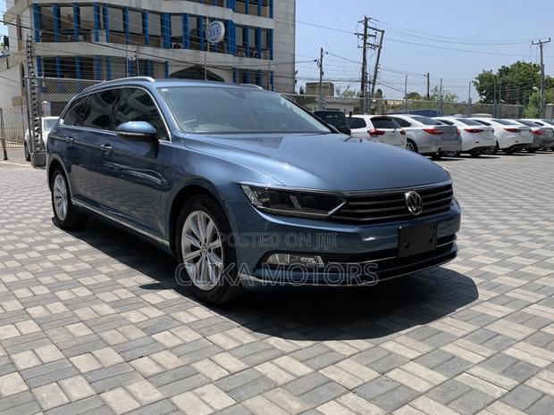Volkswagen Passat 2017 Blue