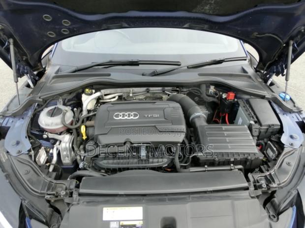Audi TT 2.0T AWD quattro Roadster 2018 Blue