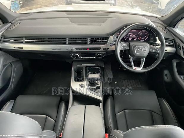 Audi Q7 3.0T Premium AWD quattro 2017 Pearl