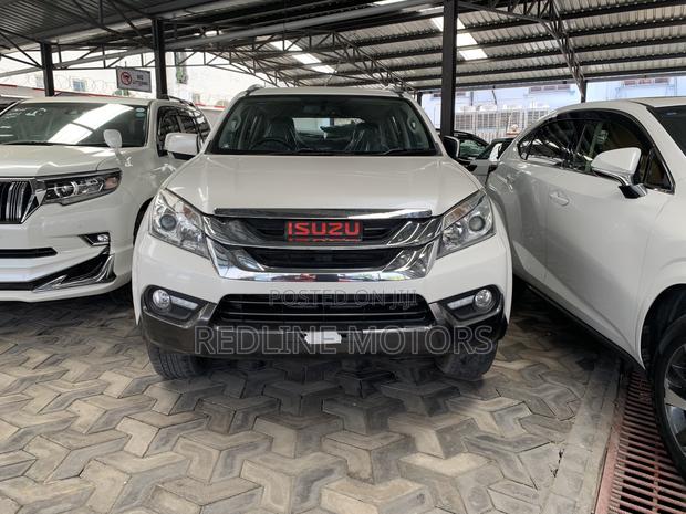 Isuzu MU-X 2016 Pearl