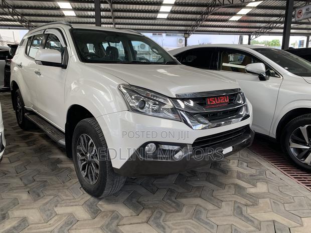 Isuzu MU-X 2016 Pearl