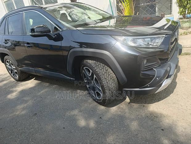 Toyota RAV4 Adventure 2019 Black