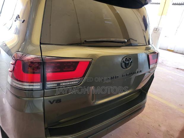 Toyota Land Cruiser 2021 Green