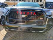 Toyota Hilux 2019 Green for sale