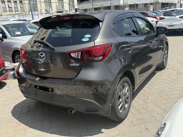Mazda Demio 2018 Gray