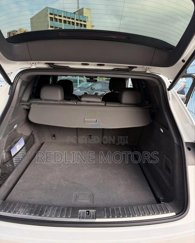 Porsche Cayenne 2018 White