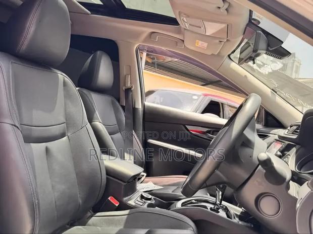 Nissan X-Trail 2.0 Petrol AWD 2018 White