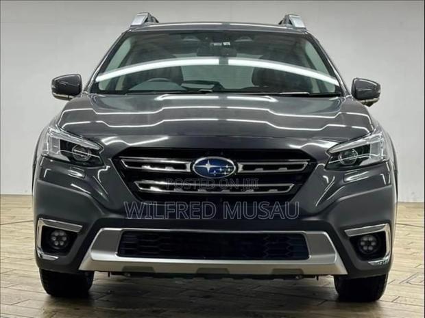 Subaru Outback 2022 Black