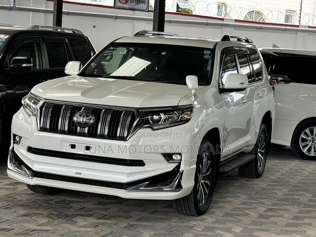 Toyota Land Cruiser Prado 2.7 2018 White