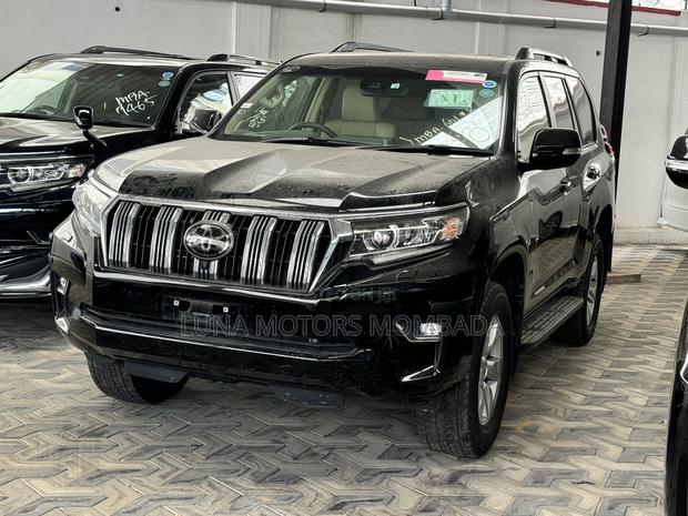 Toyota Land Cruiser Prado 2.8 2018 Black