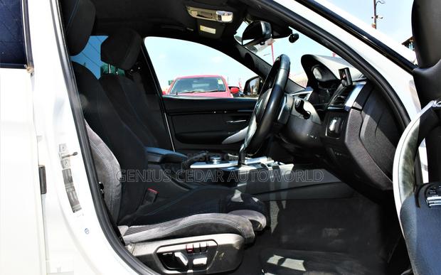 BMW 320i 2017 White