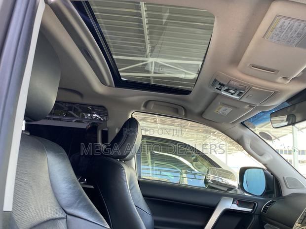 Toyota Land Cruiser Prado 2019 Brown