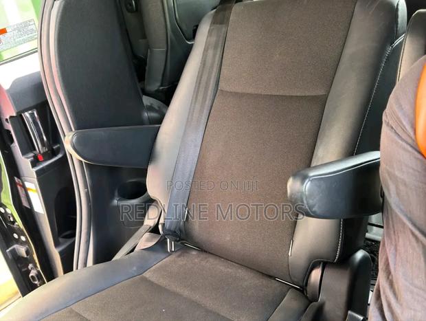 Toyota Noah 2.0 AWD (7 Seater) 2018 Black