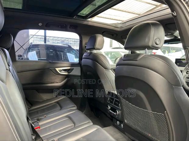 Audi Q7 3.0T Premium AWD quattro 2018 Black