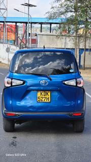 Toyota Sienta 2015 Blue for sale