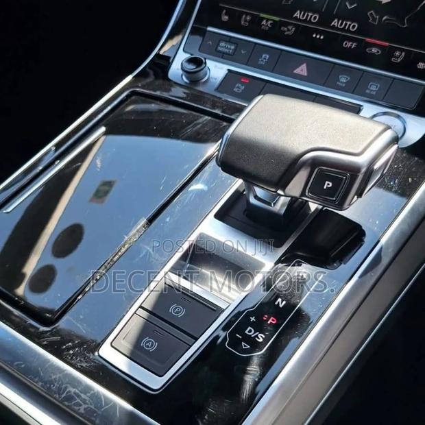 Audi Q8 3.0T Premium AWD quattro 2019 Black
