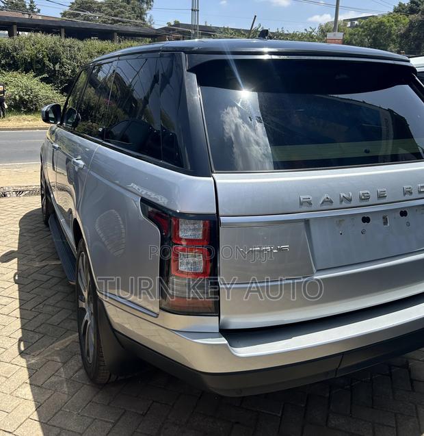 Land Rover Range Rover 3.0L Turbocharged Diesel Td6 2016 Silver