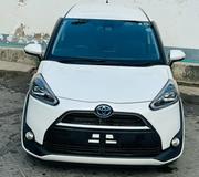 Toyota Sienta 2018 White for sale