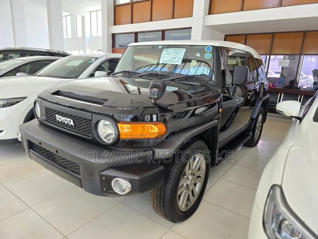 Toyota FJ Cruiser 2018 Black