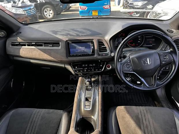 Honda Vezel 1.5 Hybrid 2WD 2019 Brown