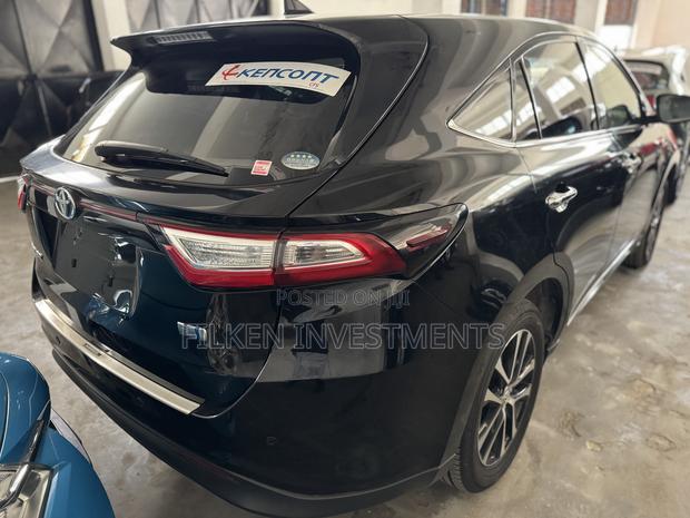 Toyota Harrier 2.5 Hybrid 4WD 2018 Black