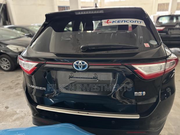 Toyota Harrier 2.5 Hybrid 4WD 2018 Black