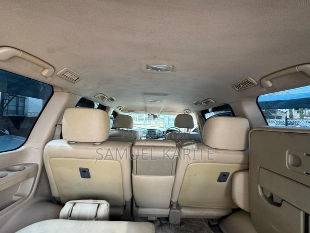 Toyota Land Cruiser 2011 Black