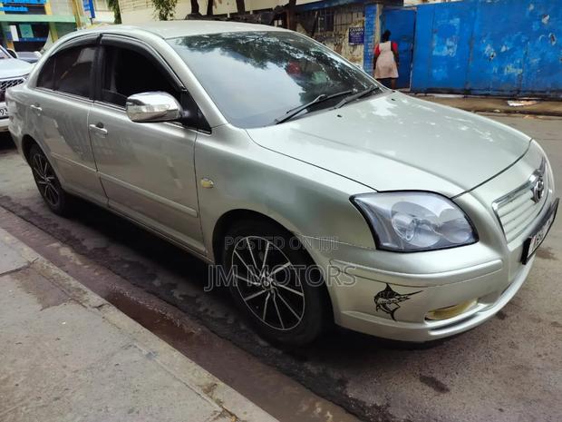 Toyota Avensis 2003 Silver