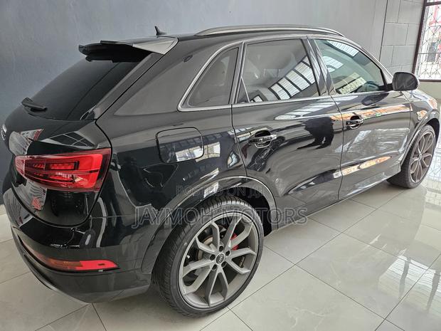 Audi Q3 2019 Black