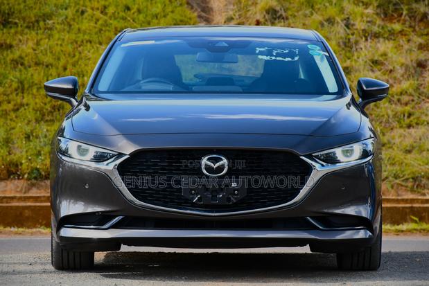 Mazda Axela 2019 Brown