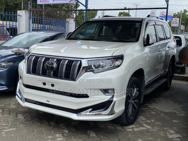 Toyota Land Cruiser Prado 2018 Pearl