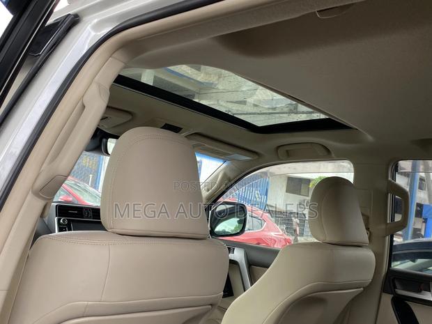 Toyota Land Cruiser Prado 2018 Pearl