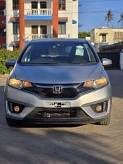 Honda Fit 2018 Silver for sale