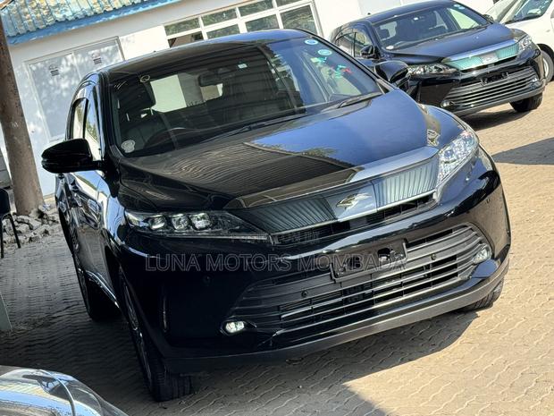 Toyota Harrier 2019 Black